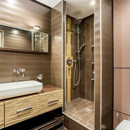 Luxury Spacious Flat With Ac, Eiffel Tower View Apartamento Paris