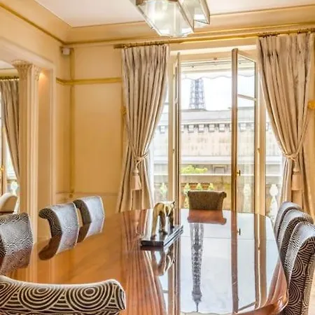 Apartamento Luxury Spacious Flat With Ac, Eiffel Tower View